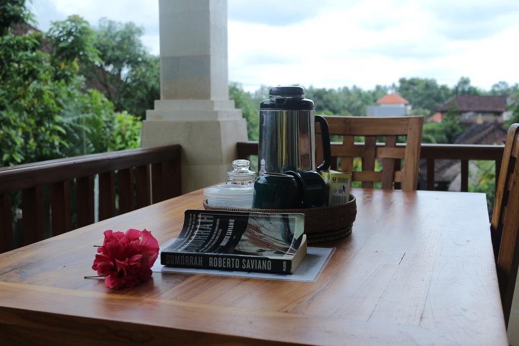 Karang Mesari Ubud Guest House חדר תמונה